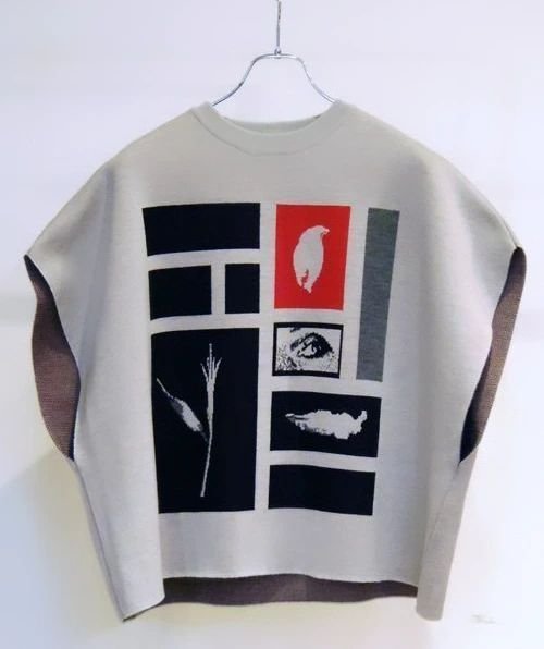 Merchandise 04